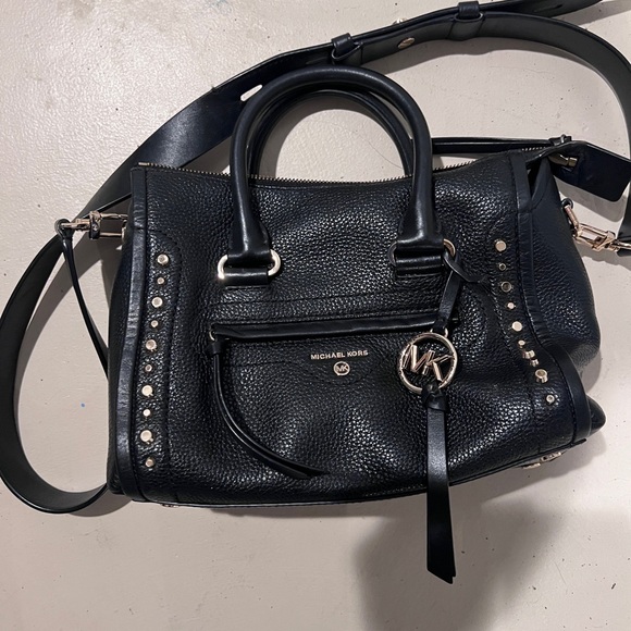 Michael Kors Handbags - Used like new Michael Kors bag